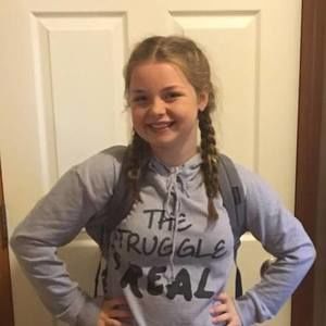 Meet your Posher, Caitlyn